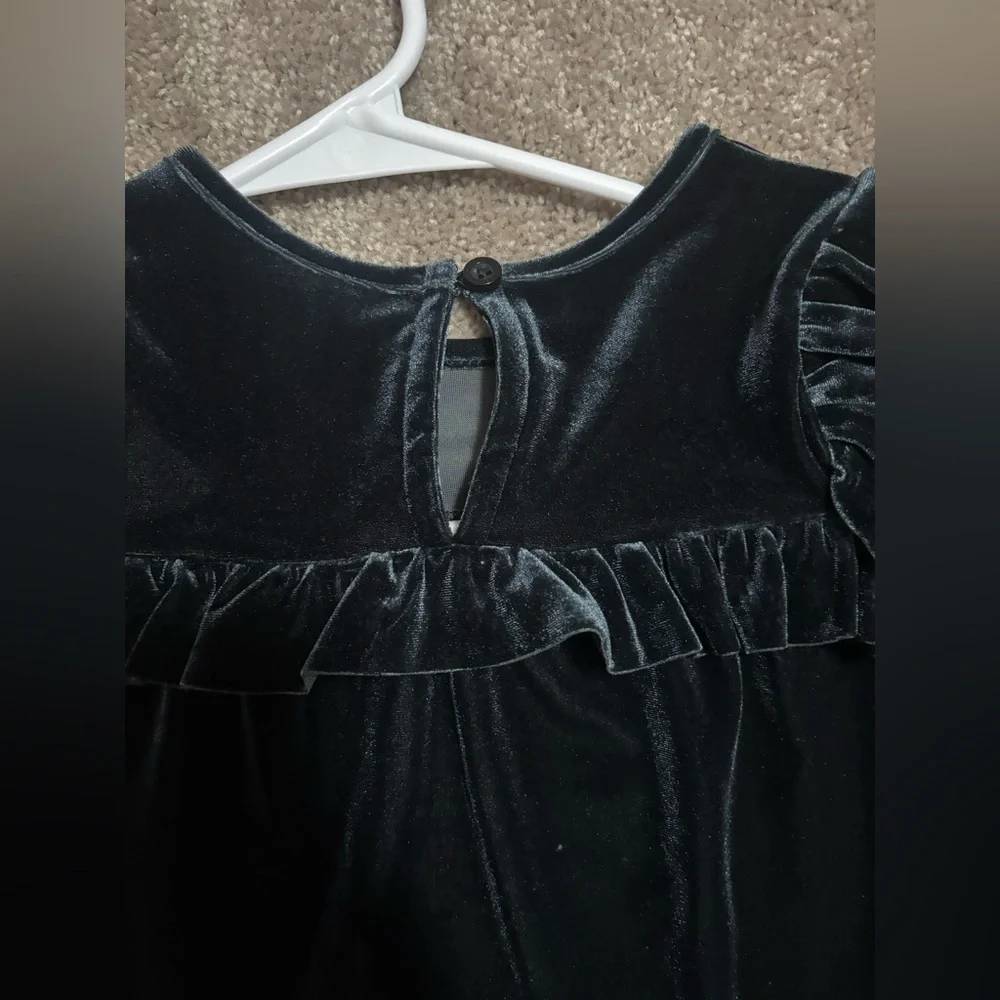 Cat & Jack Dark Green Velvet Dress Size 3T